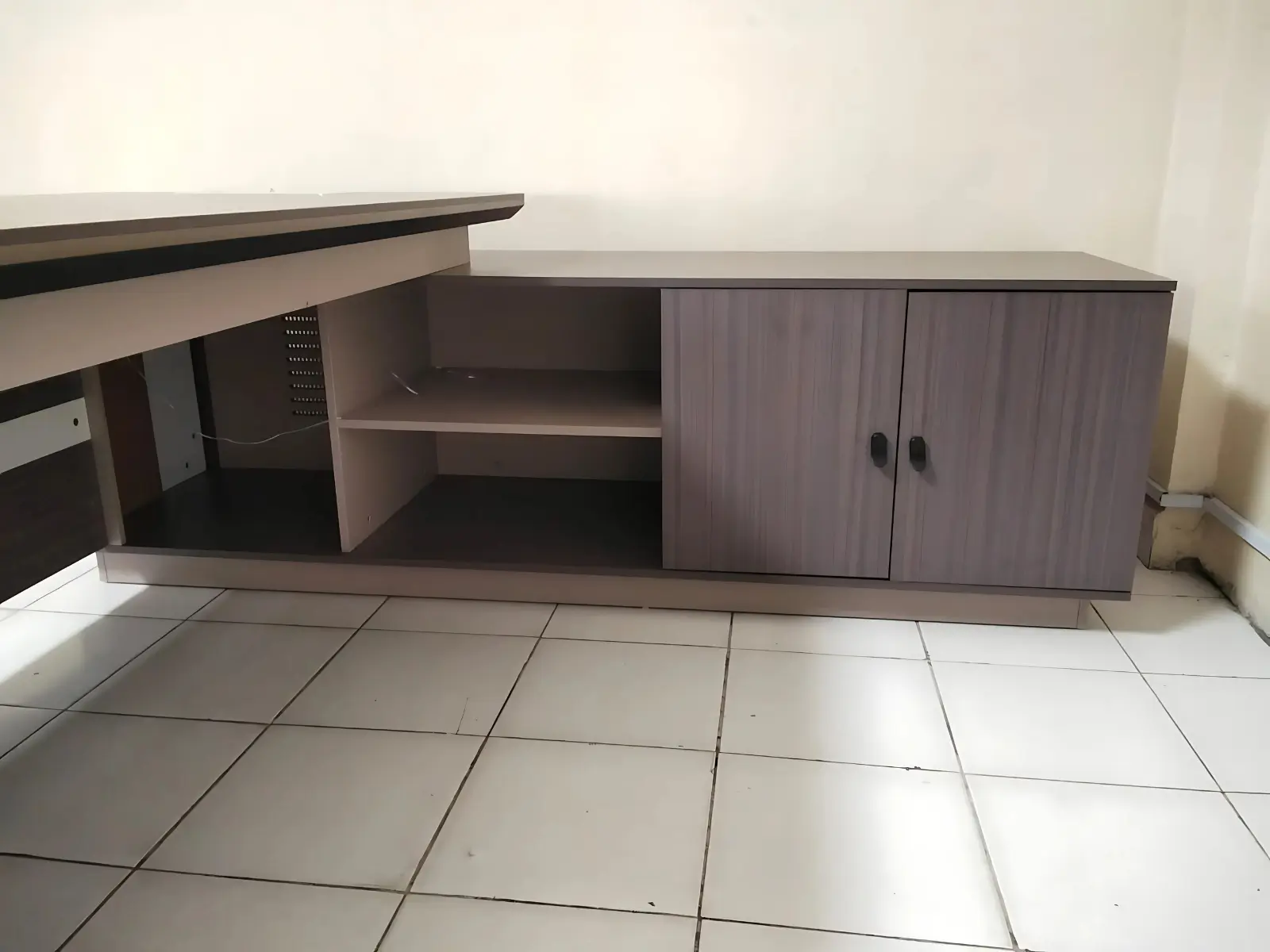 2.4M advanced modern office desk, 2.4-meter office desk, advanced modern office desk, large office desk, executive office desk, modern office workstation, contemporary office desk, spacious office desk, ergonomic office desk, professional office desk, corporate office desk, manager office desk, director office desk, CEO office desk, office furniture desk, office table desk, high-end office desk, premium office desk, office workstation desk, modular office desk, multifunction office desk, L-shaped office desk (if applicable), U-shaped office desk (if applicable), executive workstation desk, office desk with storage (if applicable), office desk with drawers, desk with file storage, large workstation desk, modern executive desk, contemporary workstation desk, office furniture solution, office workspace desk, home office desk, professional workspace desk, office design desk, spacious executive desk, ergonomic workstation desk, office table for executives, office desk for staff, office desk for managers, office interior desk, corporate office workstation, desk for large offices, premium workspace desk, executive suite desk, office desk with cable management, office desk with keyboard tray (if applicable), modern work desk, high-quality office desk, durable office desk, heavy-duty office desk, steel frame office desk, wooden office desk, laminated office desk, MDF office desk, office desk for productivity, office desk for paperwork, executive office furniture, corporate workspace desk, office interior furniture, professional-grade office desk, office desk for hybrid workspace, multifunctional office desk, office desk for multitasking, office desk with smooth finish, modern home office desk, home and corporate office desk, office desk with contemporary design, sleek office desk, stylish office desk, executive office furniture solution, large desk for open-plan offices, corporate-grade office desk, ergonomic executive desk, office desk for collaboration, modern professional office desk, contemporary executive desk, office desk with ample workspace, multifunctional executive desk, office desk for directors and managers, office desk for private office, office desk for corporate suites, modern modular office desk, office furniture for B2B, wholesale office desk, bulk office desk supply, commercial-grade office desk, office desk for teams, office workstation for employees, corporate office interior desk, modern workplace desk, office desk for productivity and comfort, professional office furniture solution, high-capacity office desk, desk for team collaboration, ergonomic design office desk, workspace-optimized office desk, executive workstation furniture, office desk for creative teams, office desk with storage compartments, desk for home and office, office desk for professional setups, contemporary office interior desk, office desk for study and work, office desk for managers and staff, functional office desk, durable executive desk, premium laminated office desk, office desk for long working hours, office desk for digital professionals, modern ergonomic office desk, office desk for project teams, desk for small and large offices, professional-grade executive workstation, high-performance office desk, commercial office furniture desk, office desk for workspace optimization, office desk for open-plan layouts, executive furniture desk, office desk for hybrid work setups, desk for modern office interiors, multifunctional large office desk, modern minimalist office desk, office desk for corporate productivity, advanced office furniture desk, modular large executive desk, office desk for private and shared spaces, contemporary large office desk, office desk for administrative staff, office desk with premium finish, stylish large workspace desk, office desk for professional environments, corporate office large desk, multifunction office furniture solution, large ergonomic workstation, modern office desk with sleek design, office desk for B2B buyers, office furniture for corporate suites, advanced design executive desk, professional modern office desk, modern large desk for offices, premium office desk with ample space, high-quality large office workstation, corporate-grade executive desk, desk for managers, directors, and executives, office desk for business professionals, multifunctional workstation for offices, large contemporary office desk, executive office table 2.4M, modern office workspace solution, office desk for collaborative workspaces, modular office desk for professionals, desk for modern corporate interiors, office desk for efficiency and productivity, advanced 2.4-meter office desk, high-end professional workstation desk