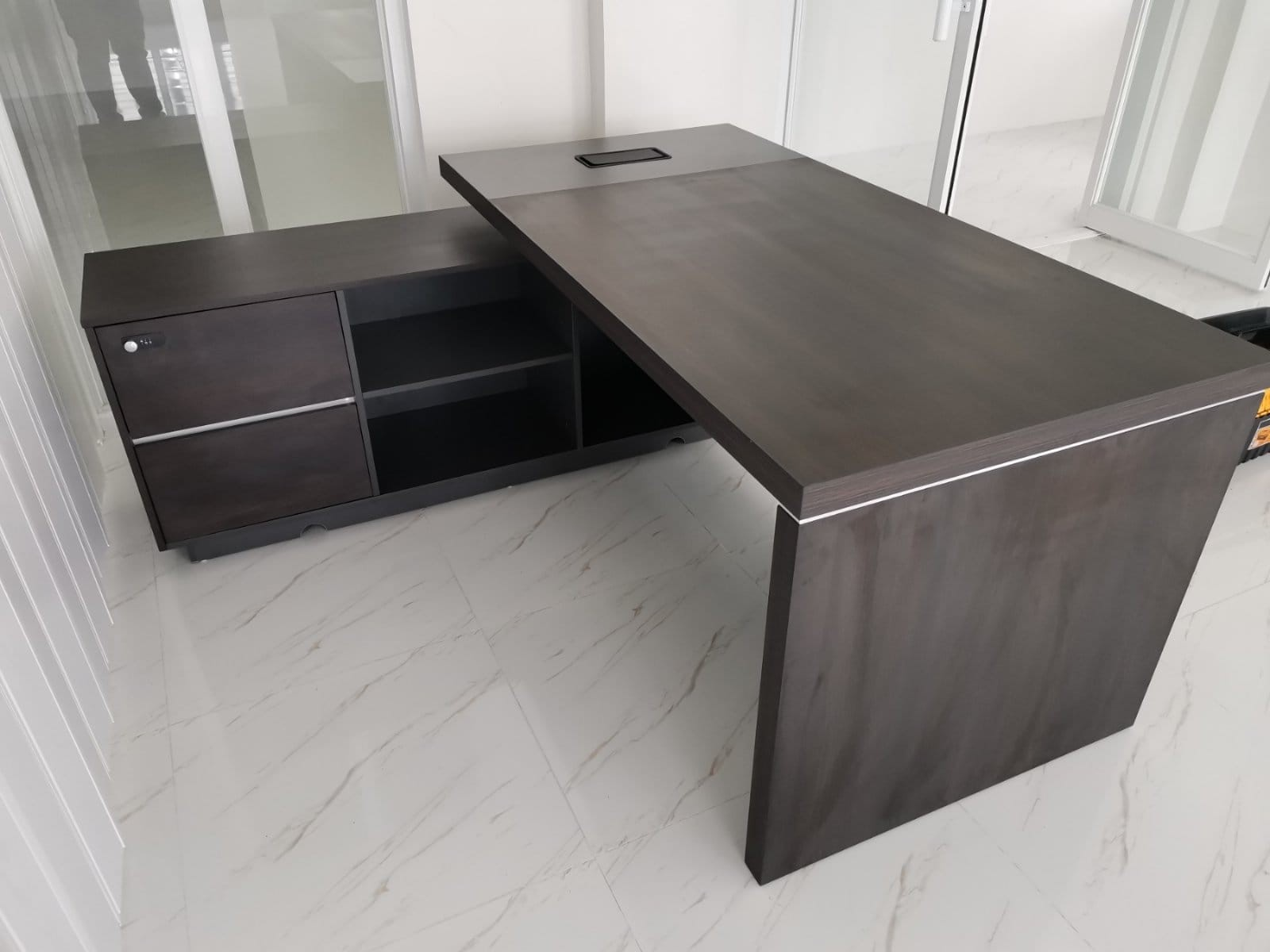 1.8 meters grey oak executive desk, grey oak executive desk, 1.8m office desk, executive office desk, grey oak office desk, modern executive desk, contemporary office desk, executive workstation desk, large office desk, professional office desk, corporate office desk, manager office desk, director office desk, CEO office desk, office furniture desk, premium office desk, office table desk, executive home office desk, ergonomic executive desk, office desk with drawers, office desk with storage, modular executive desk, multifunction office desk, L-shaped executive desk (if applicable), U-shaped office desk (if applicable), modern office workstation, sleek executive desk, designer office desk, office desk for managers, office desk for directors, office desk for executives, office workspace desk, corporate office furniture, office desk for productivity, office desk for paperwork, office desk for meetings, office desk for home office, executive office furniture solution, professional workspace desk, modern home office desk, office desk with cable management, office desk with keyboard tray (if applicable), office desk for multitasking, contemporary office furniture, stylish office desk, premium grey oak desk, high-quality office desk, durable executive desk, heavy-duty office desk, steel frame office desk, wooden office desk, laminated grey oak desk, MDF office desk, office desk for collaborative workspace, office desk for open-plan offices, office desk for private offices, executive suite desk, office desk for hybrid workspace, multifunctional executive desk, office desk for long hours, ergonomic office desk, office furniture for B2B, wholesale executive desk, bulk office desk, commercial-grade office desk, office desk for teams, office workstation for employees, corporate office interior desk, office desk for directors and managers, office desk for home and corporate use, modern ergonomic office desk, office desk with smooth finish, office desk with premium design, multifunction office furniture, office desk for creative teams, office desk for project management, office desk for administrative staff, office desk for executives and managers, office desk for professional setup, contemporary executive desk, office desk for study and work, multifunctional office desk, modern professional office desk, office desk for business environments, executive office table, office desk for corporate suites, office desk for small and large offices, high-performance executive desk, commercial office furniture desk, workspace-optimized office desk, office desk for efficiency and productivity, office desk for digital professionals, office desk for collaborative work, modular office desk for professionals, multifunctional large executive desk, modern minimalist office desk, office desk for modern interiors, office desk for premium workspace, office desk for corporate productivity, contemporary office interior desk, desk for modern office setups, executive workspace furniture, office desk for team collaboration, office desk for managers, directors, and executives, multifunctional executive workstation, office desk with ample workspace, office desk for administrative departments, office desk for finance and HR, office desk for creative departments, premium laminated grey oak desk, office desk for corporate interior design, office furniture for professional environment, stylish large workspace desk, office desk for modern offices, contemporary large office desk, office desk for long-duration work, executive office desk for private office, office desk with modern styling, modern office workstation solution, office desk for collaborative spaces, multifunction office furniture solution, ergonomic design executive desk, corporate-grade large office desk, multifunction workspace executive desk, office desk for digital workspaces, executive office furniture for home and corporate use, office desk for professional work, office desk for creative teams, executive furniture desk, professional-grade modern office desk, office desk for directors and staff, office desk with modern finish, modern grey oak executive table, desk for managers and executives, premium office desk for corporate use, multifunctional workspace desk, office furniture for B2B buyers, office desk for large offices, office desk for private and shared spaces, advanced professional office desk, high-end office desk, office desk for contemporary interiors, modern executive desk for productivity, multifunctional professional desk, office desk for collaborative team environments, ergonomic executive workstation, office desk for high-performance work, contemporary grey oak office desk, office desk for professional settings, office desk for corporate suites, multifunctional desk for home office and corporate, premium professional office desk, modern large office desk, office desk with functional storage