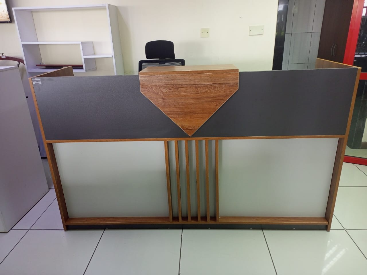 180cm Office Reception Desk - Image 4